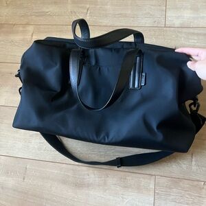 AWAY Everywhere Bag in Jet Black